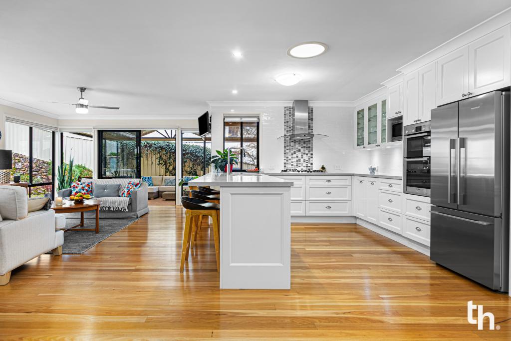11 Whipbird Way, Belmont, NSW 2280