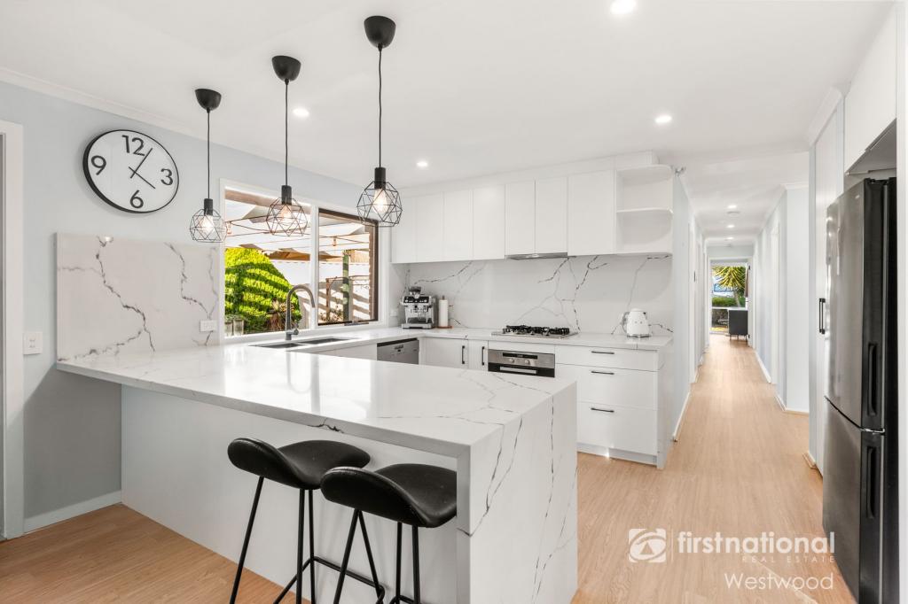 54 MCMURRAY CRES, HOPPERS CROSSING, VIC 3029