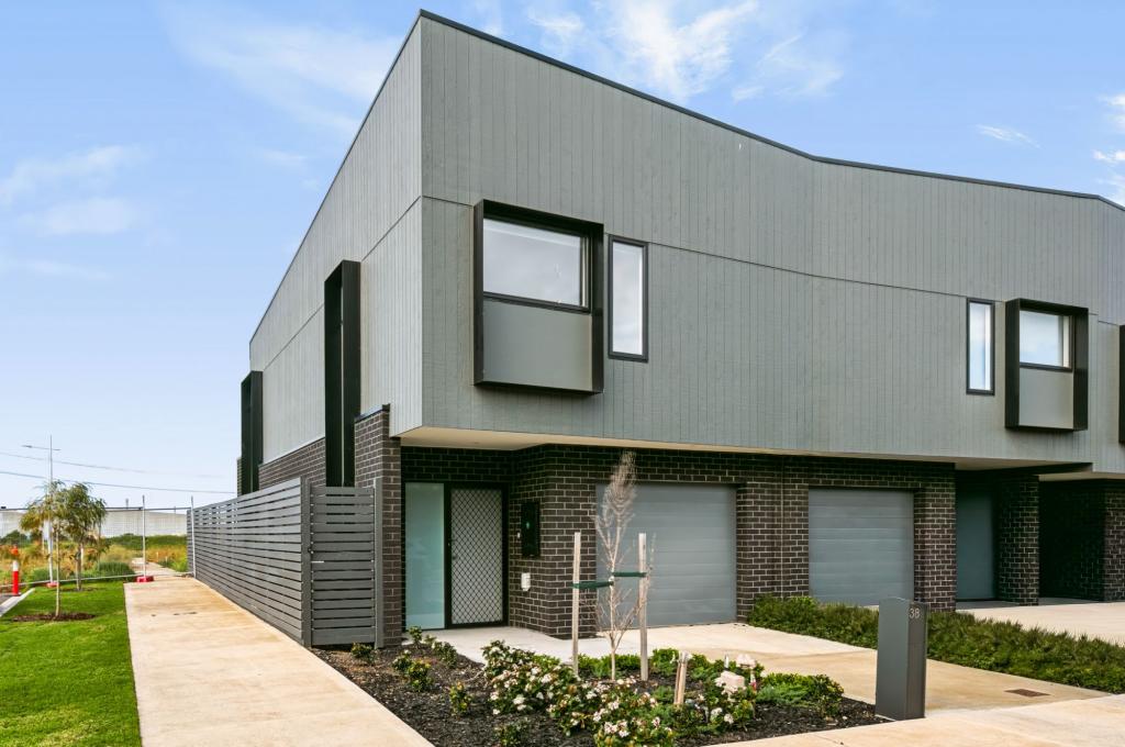 38 Bloom Dr, Altona North, VIC 3025