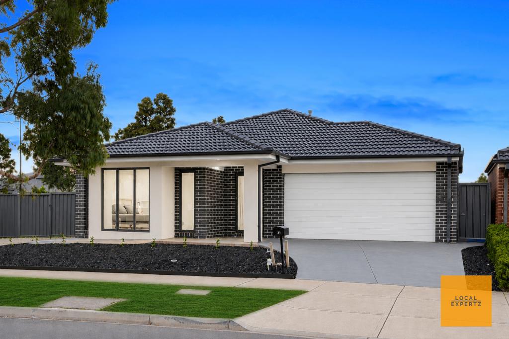 31 MARACANA CCT, STRATHTULLOH, VIC 3338