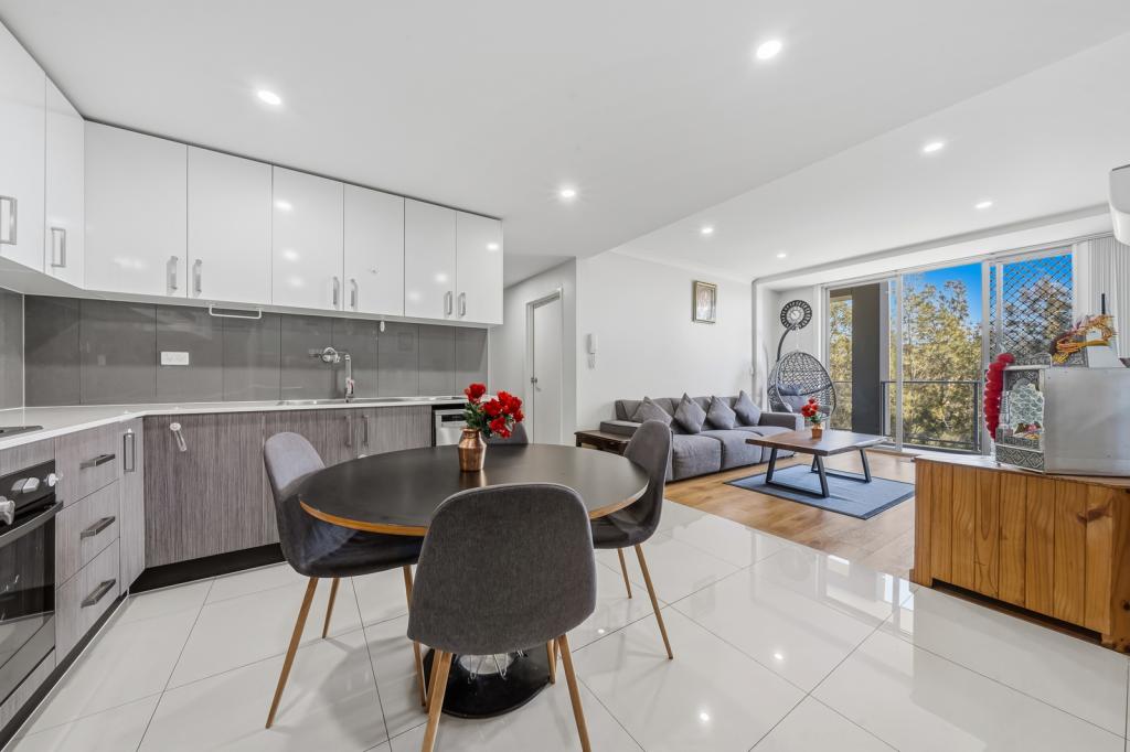 306/10 JUNIA AVE, TOONGABBIE, NSW 2146