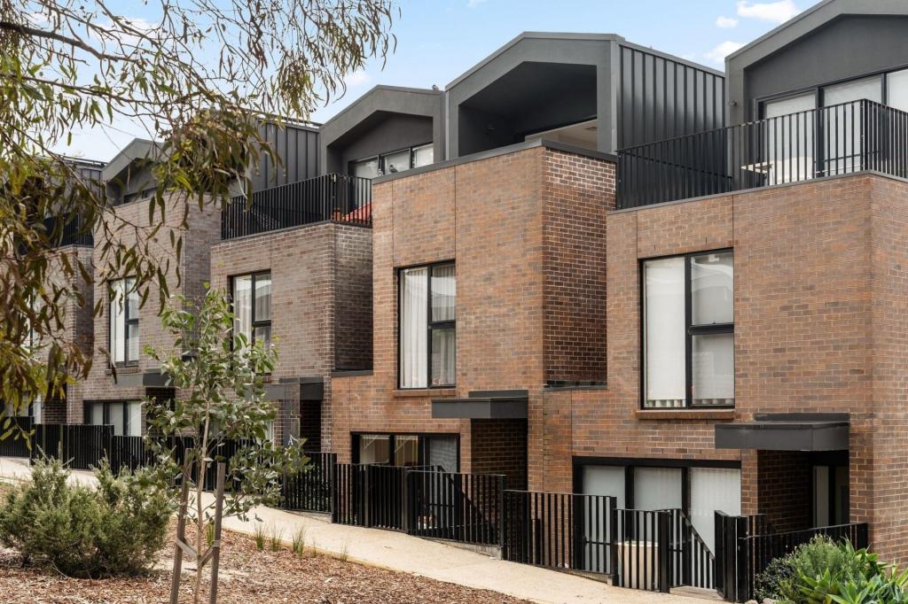 5 Lewis Walk, Woodforde, SA 5072