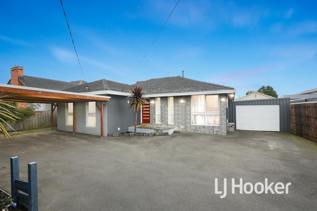 11 ORA ST, HAMPTON PARK, VIC 3976