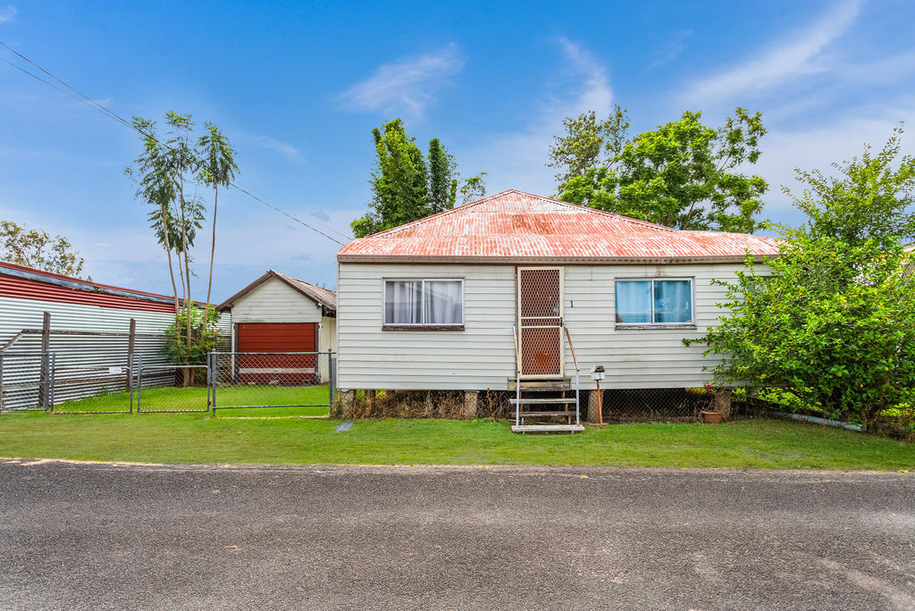 1 Chubb Lane, North Ipswich, QLD 4305