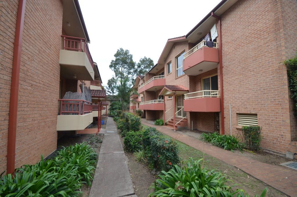 3/219 Dunmore St, Pendle Hill, NSW 2145