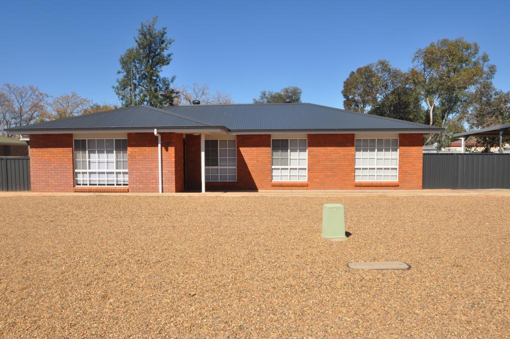 32 Acacia Dr, Cobar, NSW 2835