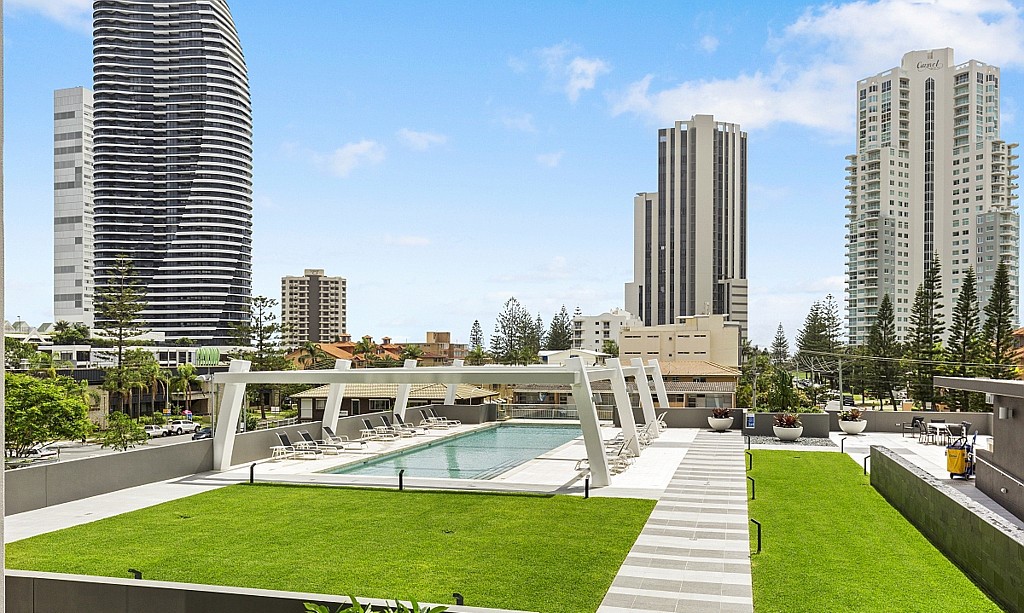 305/2663 Gold Coast Hwy, Broadbeach, QLD 4218