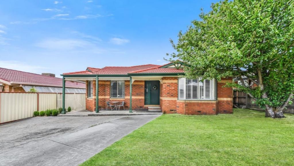 37 Ralph Cres, Hampton Park, VIC 3976