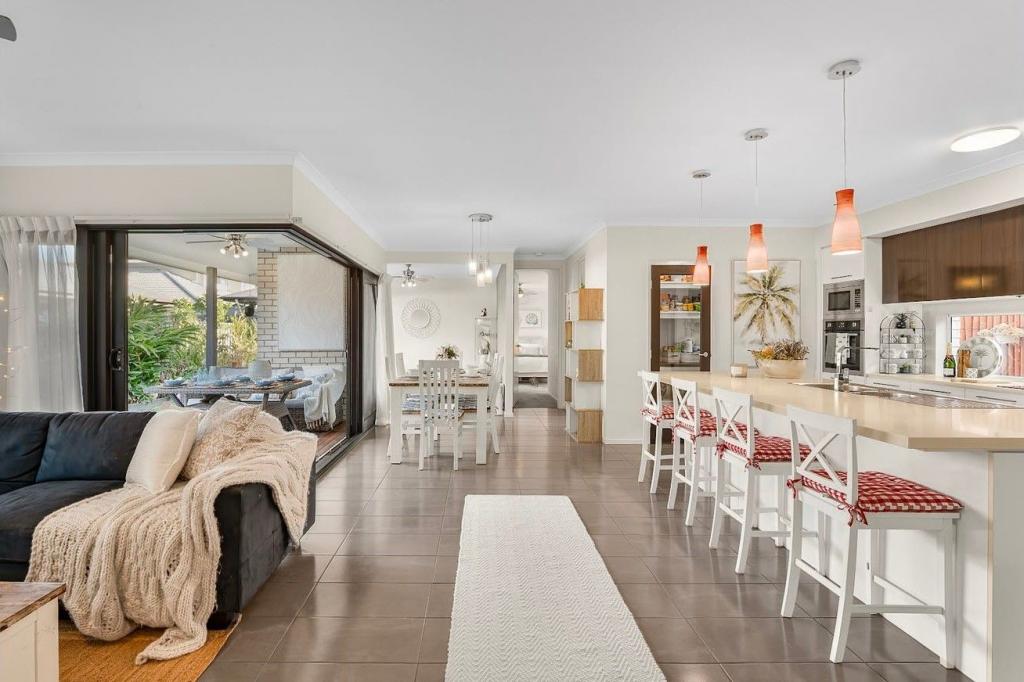 17 Belconnen Dr, Pimpama, QLD 4209