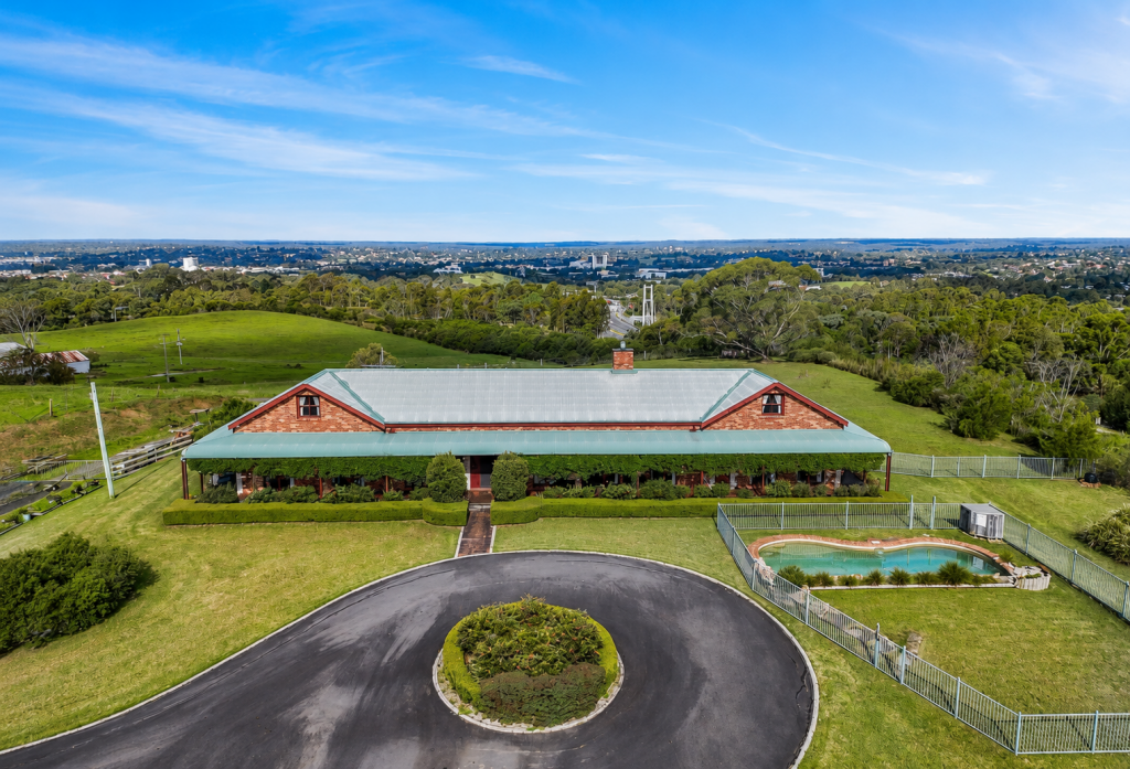 2 Kenny Hill Rd, Currans Hill, NSW 2567