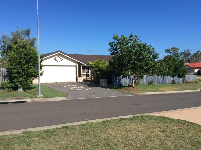 4 Bianca Ct, Torquay, QLD 4655