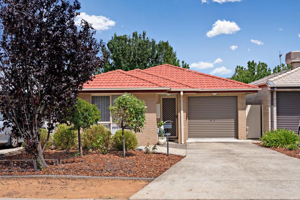 21 Jeff Snell Cres, Dunlop, ACT 2615
