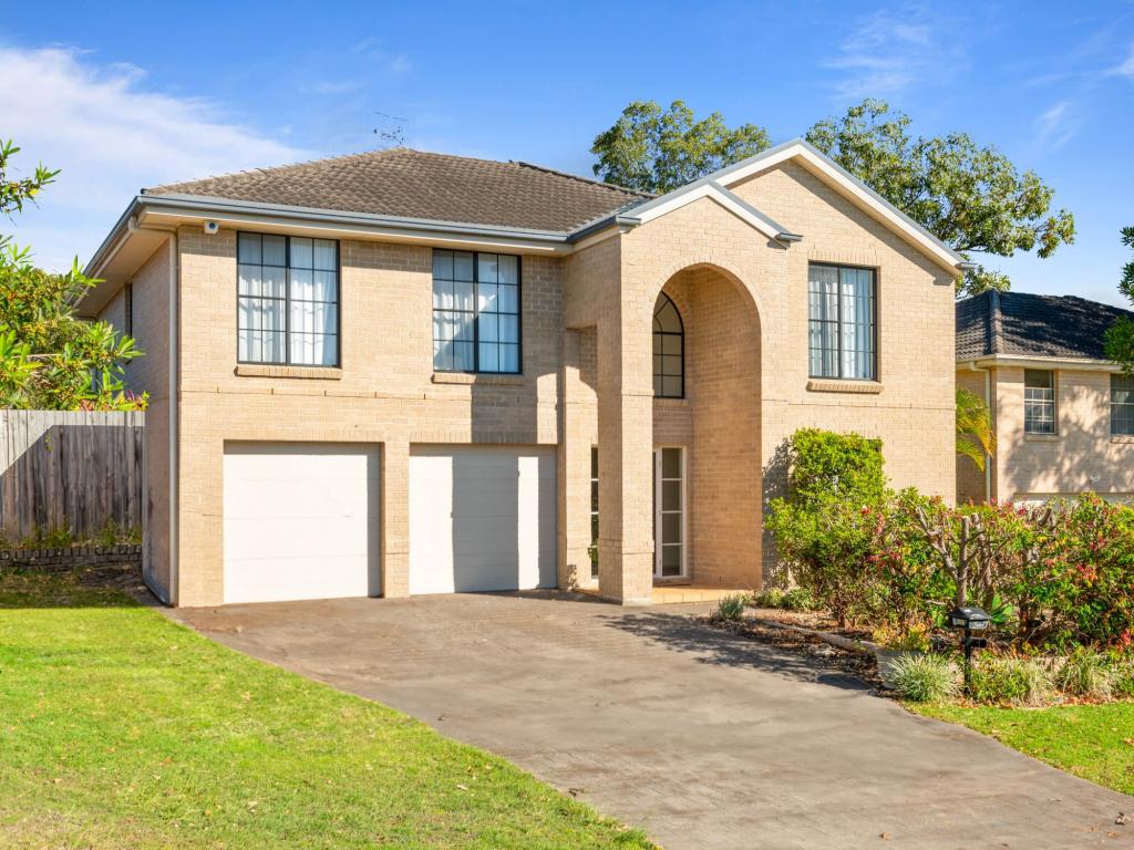 7 Bataan Cct, Bateau Bay, NSW 2261