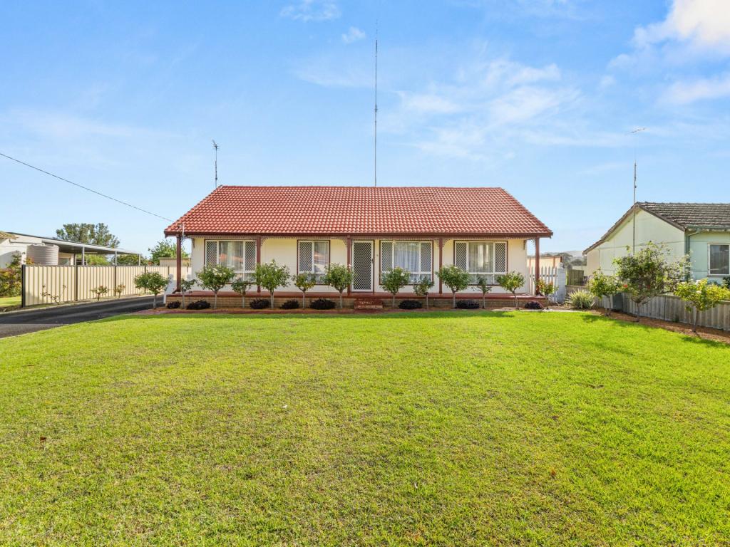 14 Roy St, Harvey, WA 6220
