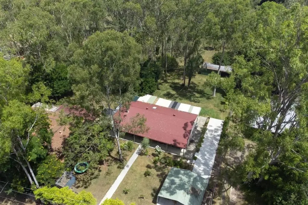 15 Riverside Ave, Barellan Point, QLD 4306