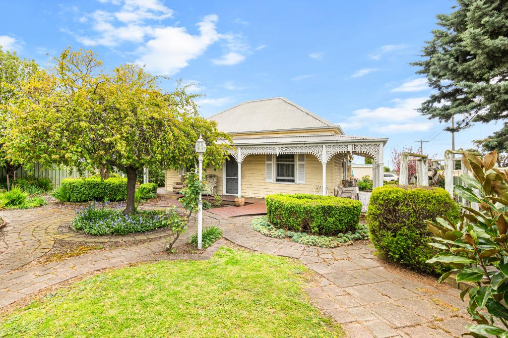 29 Dawson St, Stratford, VIC 3862