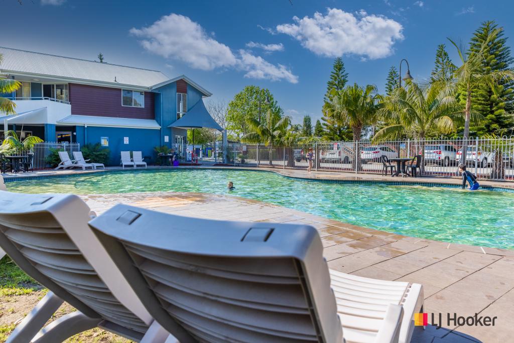 304/51 Beach Rd, Batehaven, NSW 2536