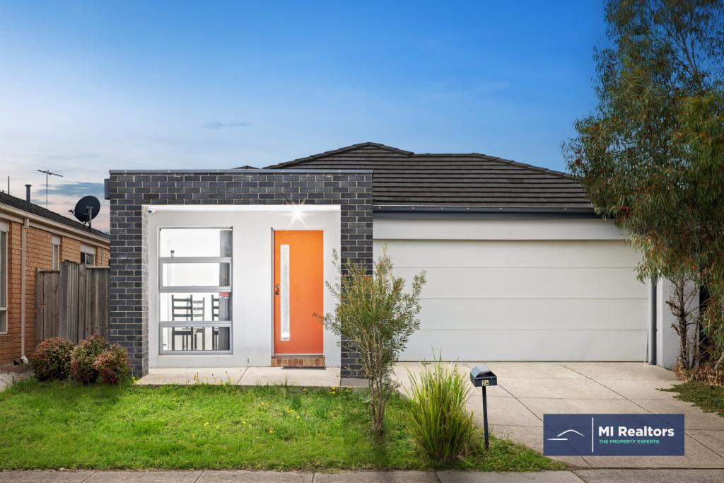 34 SINCLAIR CRES, TARNEIT, VIC 3029