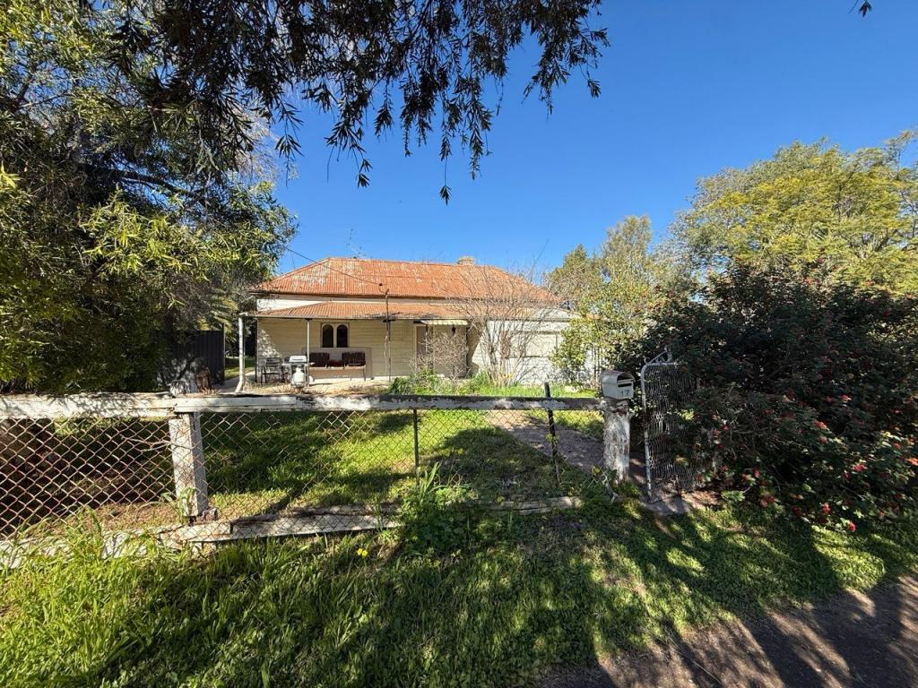 21-23 Dugga St, Peak Hill, NSW 2869