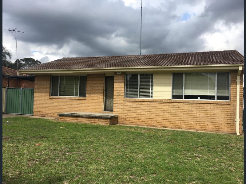 56 Tichborne Dr, Quakers Hill, NSW 2763
