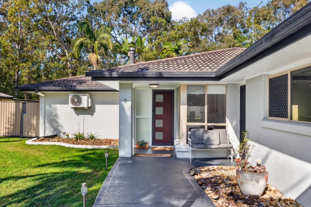 7 GROSVENOR CT, WELLINGTON POINT, QLD 4160