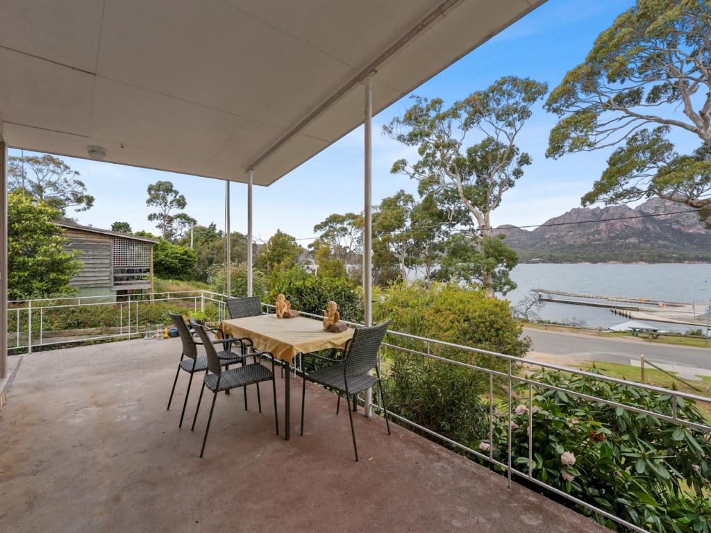 3 Esplanade East, Coles Bay, TAS 7215