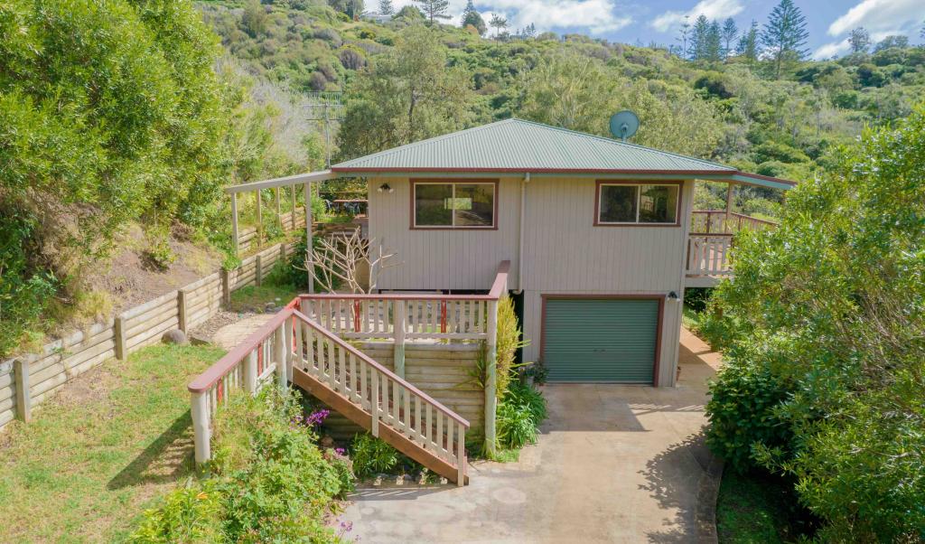 39 HIBISCUS DRIVE, NORFOLK ISLAND, NSW 2899