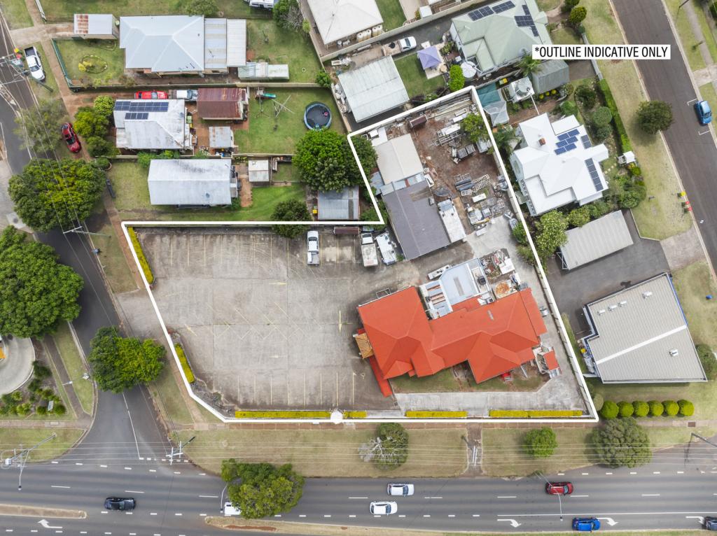 127-129 ANZAC AVE, NEWTOWN, QLD 4350