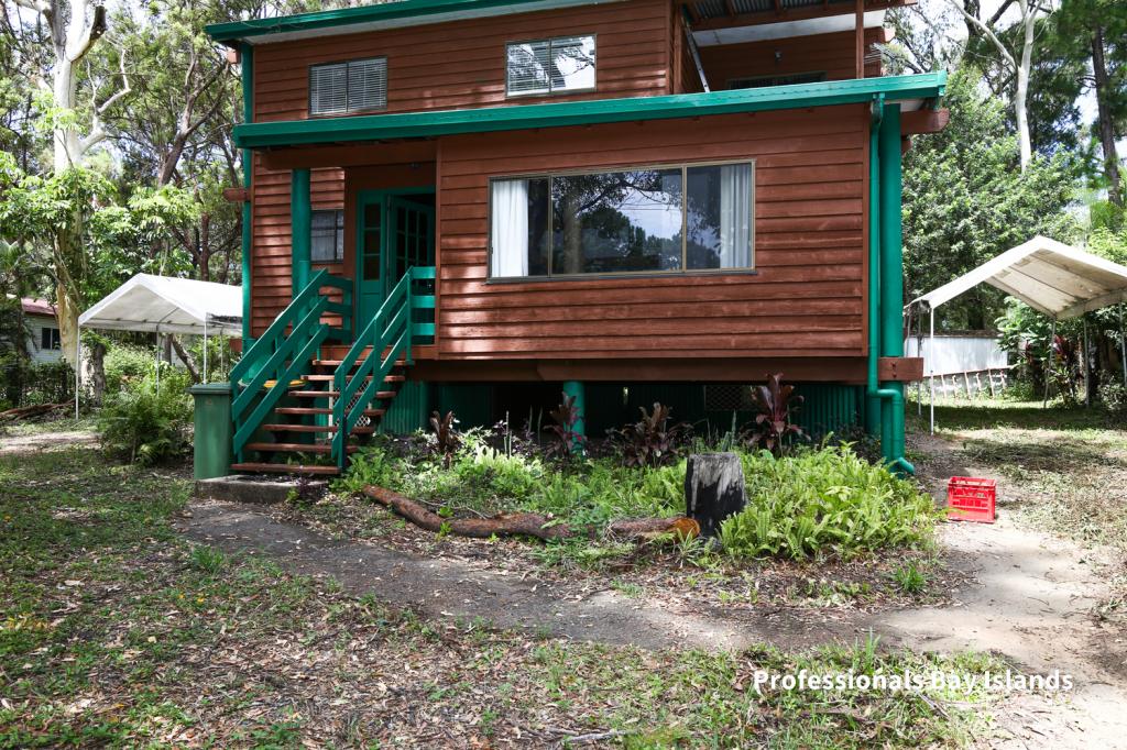 15 Derwent St, Macleay Island, QLD 4184