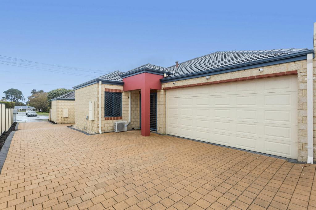 82b Ravenswood Dr, Nollamara, WA 6061