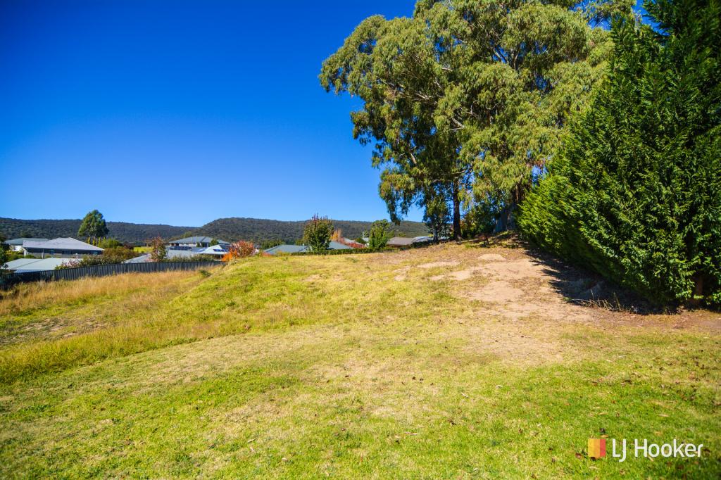 2 Cameron Pl, Bowenfels, NSW 2790