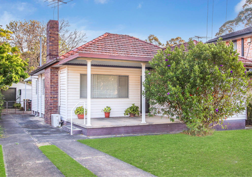 8 Magowar Rd, Pendle Hill, NSW 2145