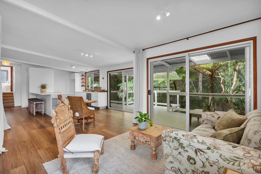 16 LAUREN DR, BUDERIM, QLD 4556