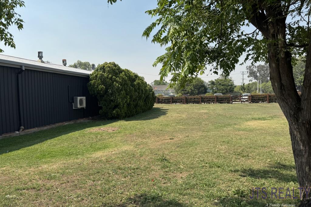 33 Ogilvie St, Denman, NSW 2328