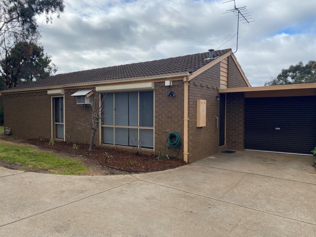 5/1 Reserve Rd W, Melton, VIC 3337