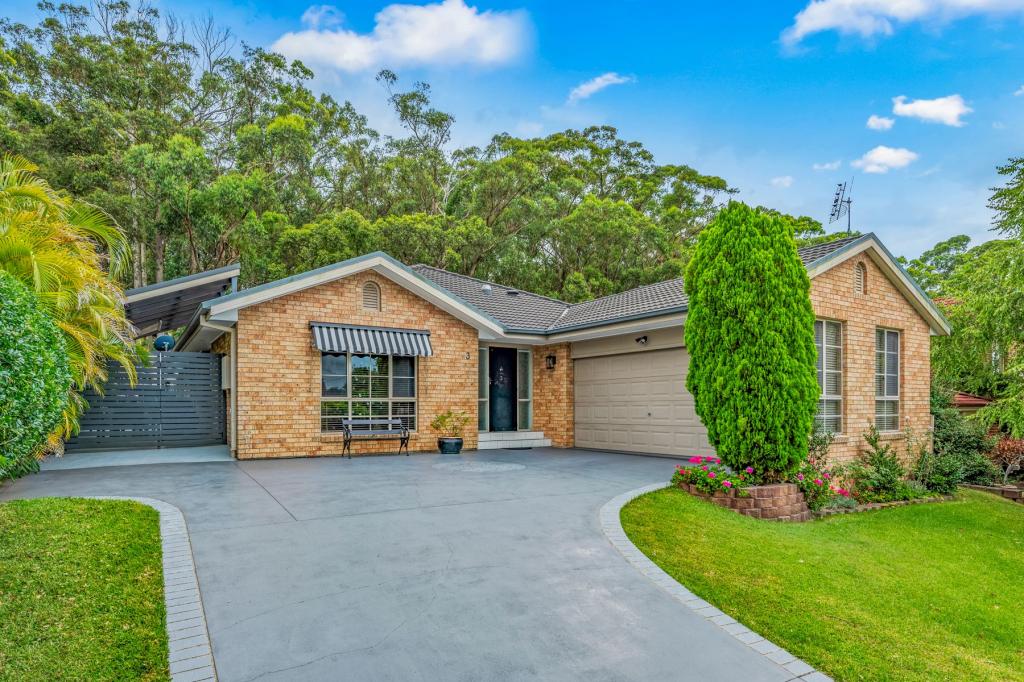 3 Lakeshore Cl, Kilaben Bay, NSW 2283