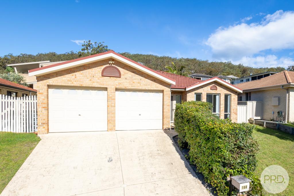 100 Sergeant Baker Dr, Corlette, NSW 2315