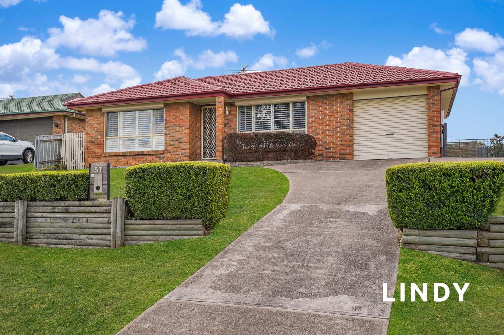 57 Acacia Cct, Hunterview, NSW 2330
