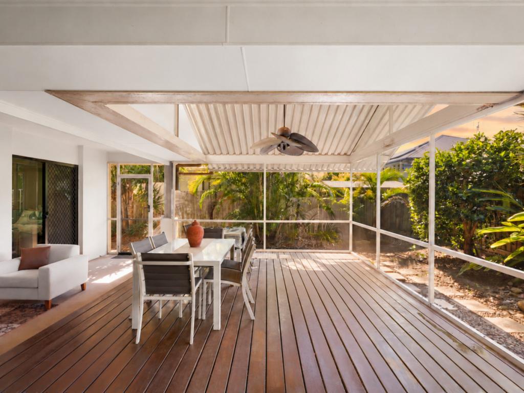 11 Jersey Pl, Parrearra, QLD 4575