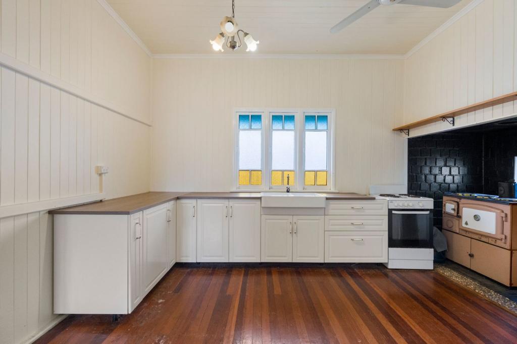 33 Vineyard St, One Mile, QLD 4305