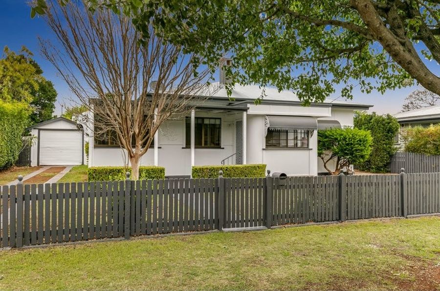 20 Henderson St, Newtown, QLD 4350