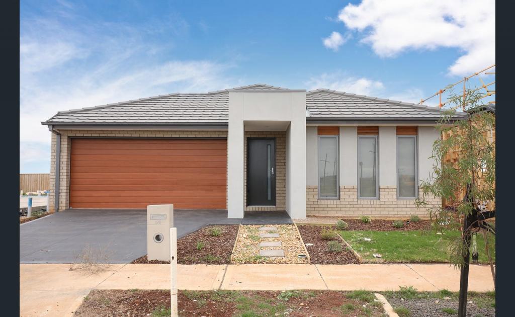 56 Lynwood Dr, Thornhill Park, VIC 3335