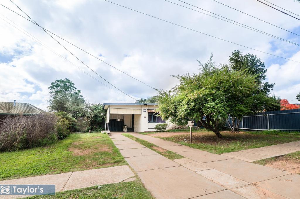 180 Kesters Rd, Para Hills, SA 5096