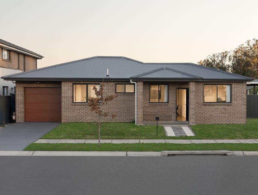 33 Arrowhead Ave, Leppington, NSW 2179