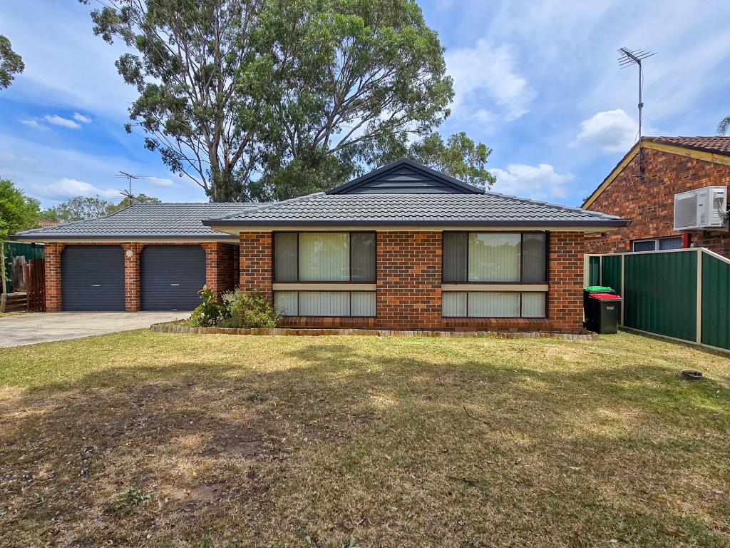 8 Leith Pl, St Andrews, NSW 2566