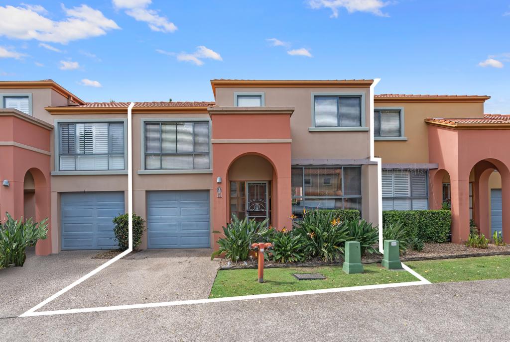11/20 Fairway Dr, Clear Island Waters, QLD 4226