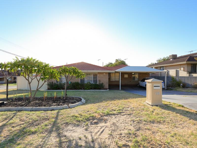 19b Malcolm St, Spearwood, WA 6163