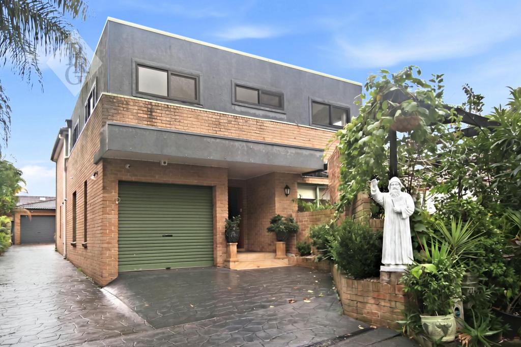334 Roberts Rd, Greenacre, NSW 2190