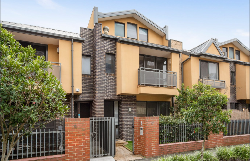 17 Heath Dr, Glen Huntly, VIC 3163