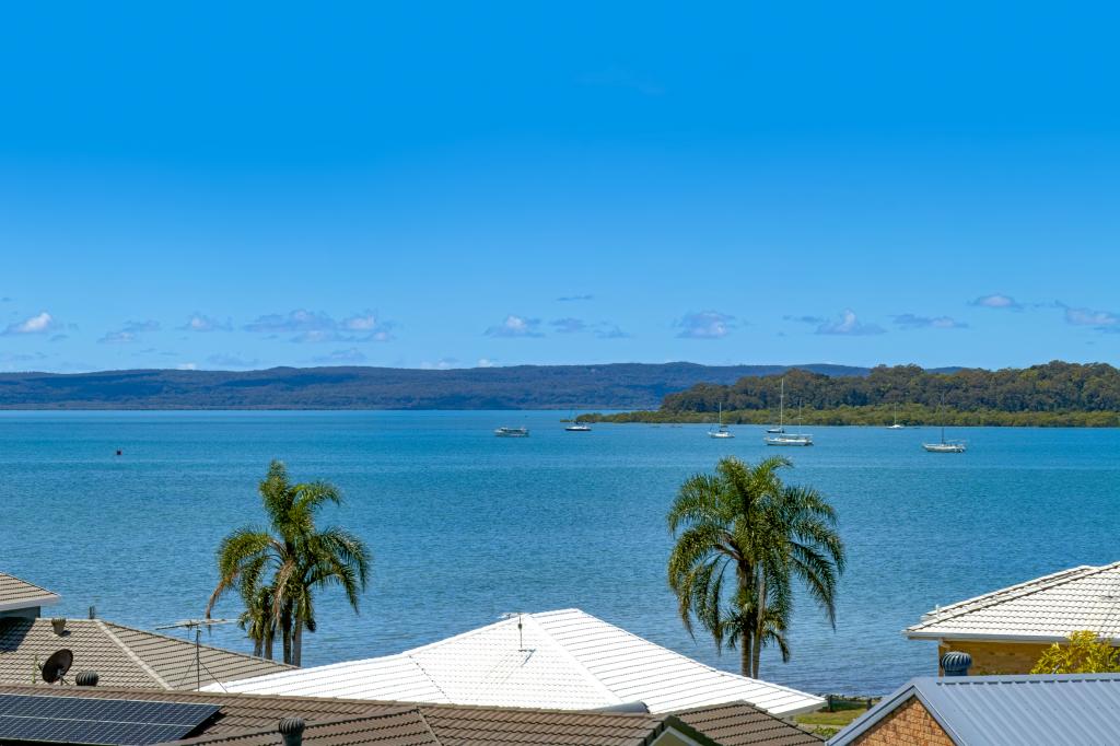 6 Finuge Ct, Victoria Point, QLD 4165
